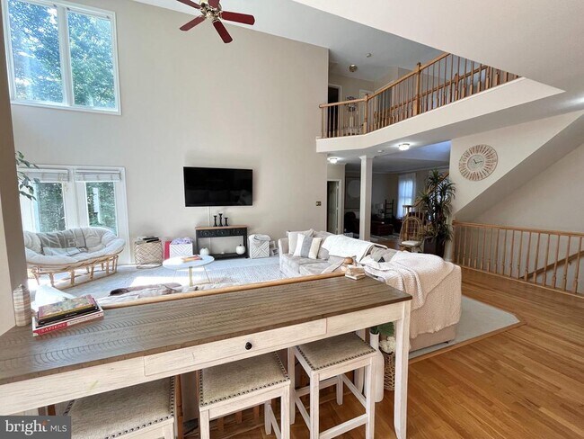 Building Photo - 21226 Edgewood Ct