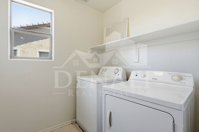 Building Photo - 4923 N 108th Dr