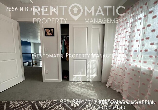 Building Photo - 2656 N Bluebell Dr