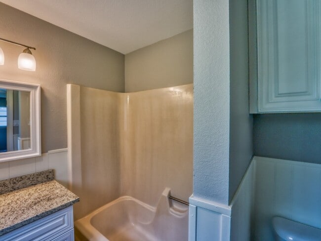 Building Photo - 207 McGee Trail
