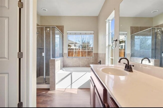 Building Photo - 120 Emory Fields Dr