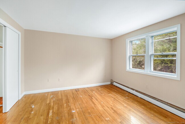 Building Photo - 183 Barker St