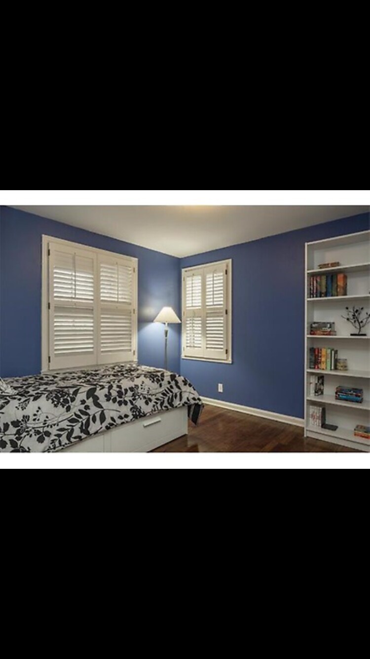 Building Photo - 2711 W 71st Terrace