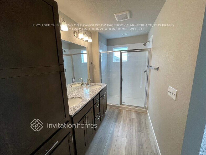 Building Photo - 13513 Arriba Dr
