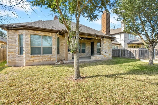 Building Photo - 1810 Manada Trail