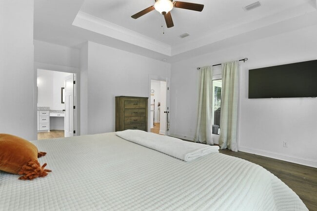 Building Photo - 3 Bedrooms, 2.5 Baths, and Endless Coastal Charm in Townsend, GA