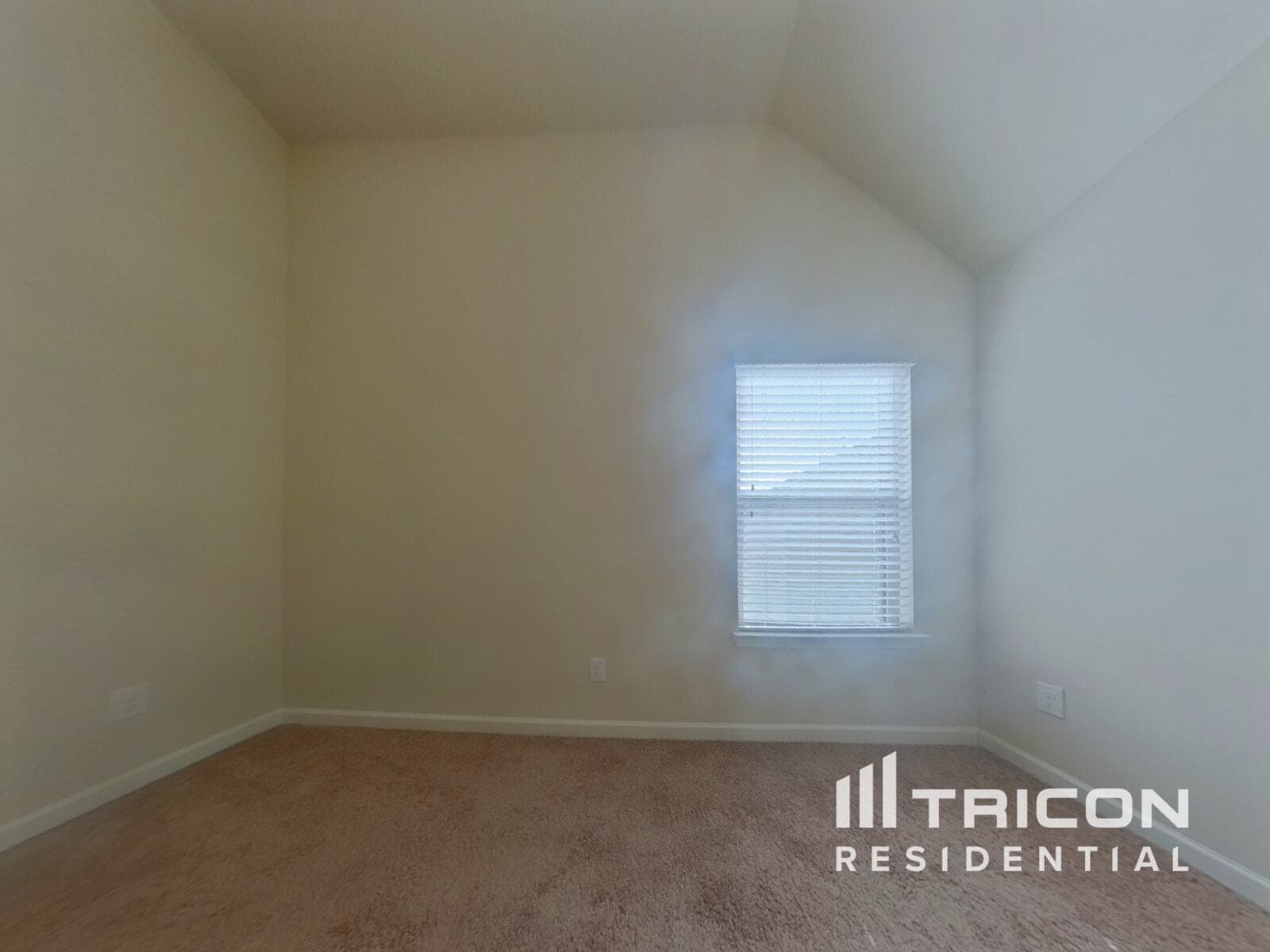 Building Photo - 3008 Abraham Ln
