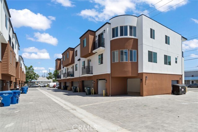 Building Photo - 24809 Narbonne Ave
