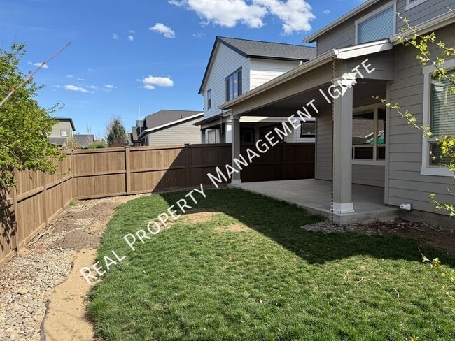 Building Photo - 3751 SW Coyote Ln