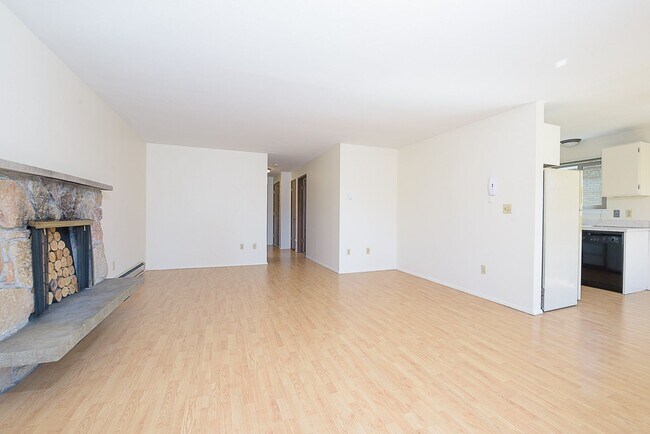 Interior Photo - Clayton Manor Apartments
