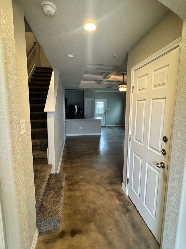 Building Photo - Ready For Move-In! Elegant 3BR 2.5 Bath To...