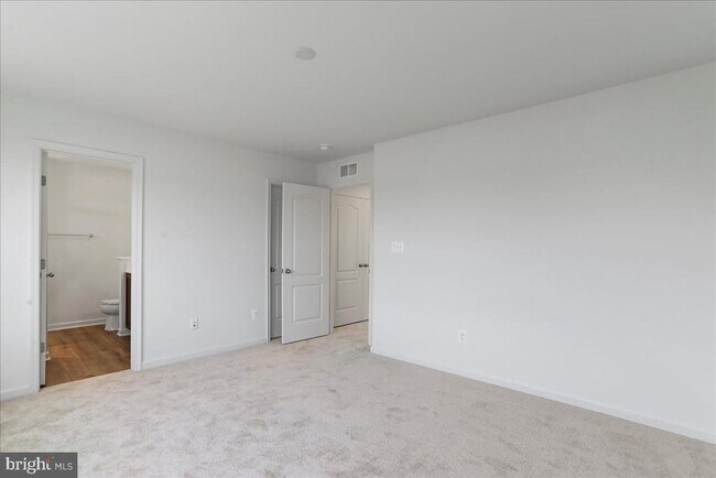 Building Photo - 100 Stafford Pl