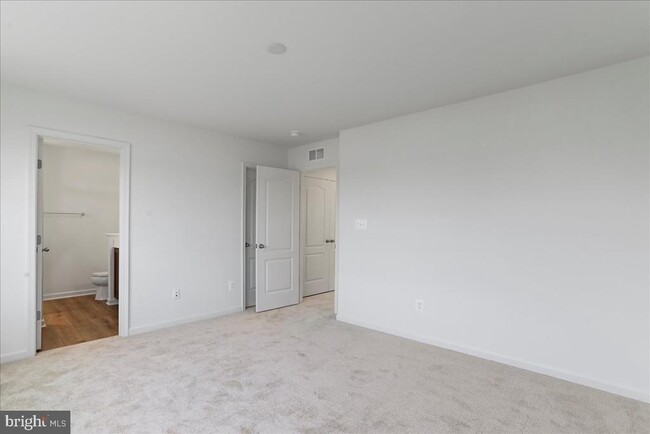 Building Photo - 85 Stafford Pl