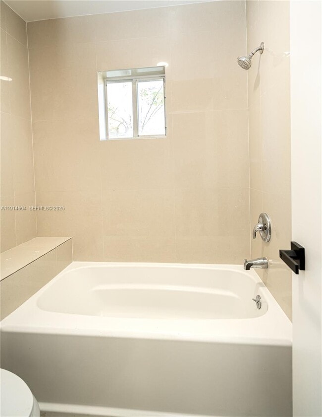 Building Photo - 1592 Salerno Cir