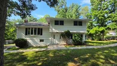 Building Photo - 124 Forshay Rd