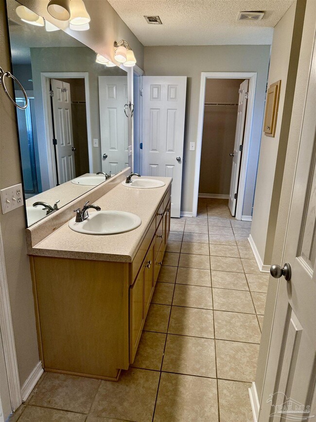 Building Photo - 11502 Aruba Dr