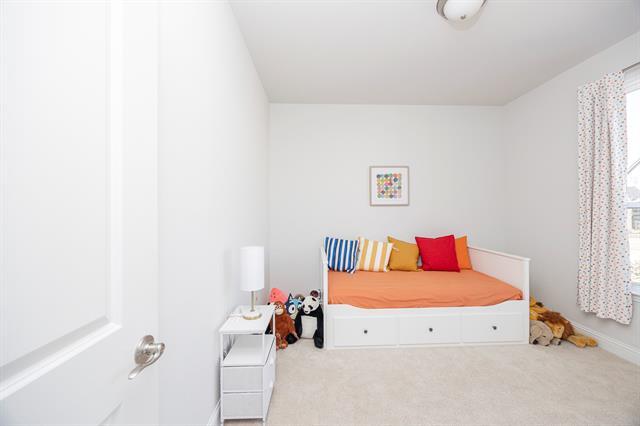 Building Photo - 11619 Chepstow Crescent Ct