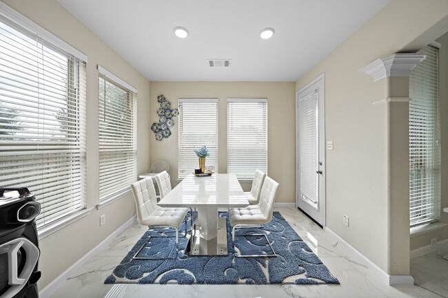 Building Photo - 3627 Grand Prom