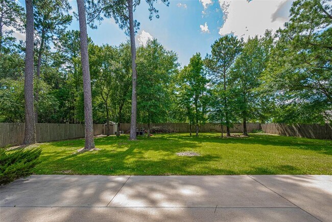 Building Photo - 503 Weisinger Dr