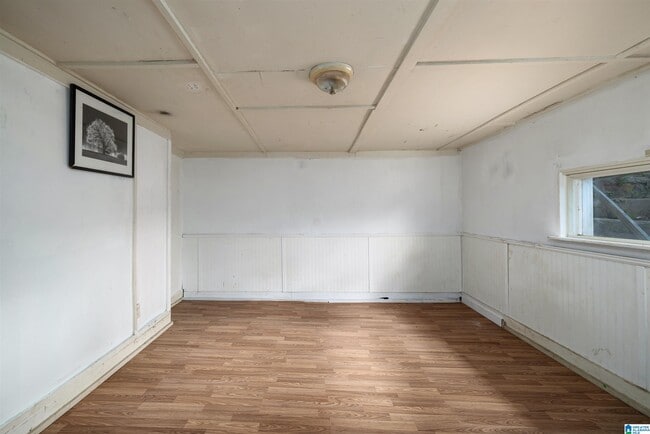 Building Photo - 1216 Waverly St