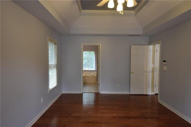 Building Photo - 629 Overhill Dr