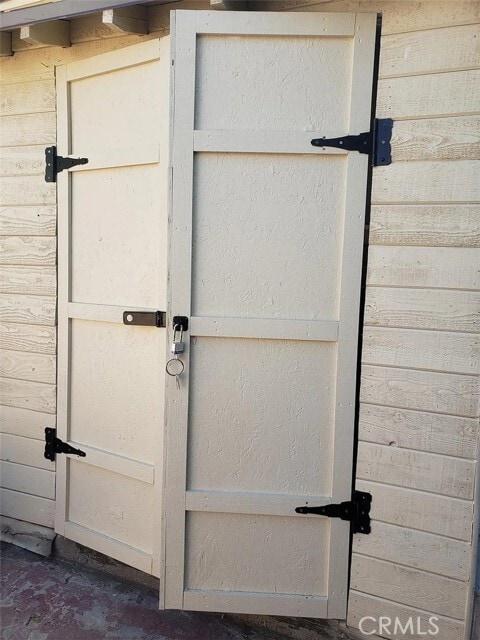 Building Photo - 4943 Rosemont Ave