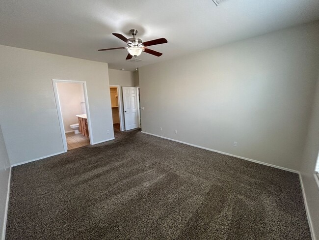 Building Photo - 10042 W Illini St