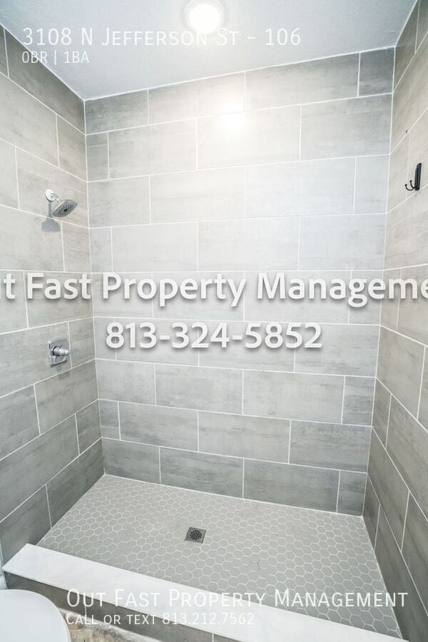 Building Photo - 3108 N Jefferson St