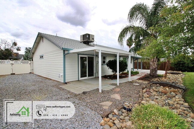 Building Photo - 966 Partridge Dr