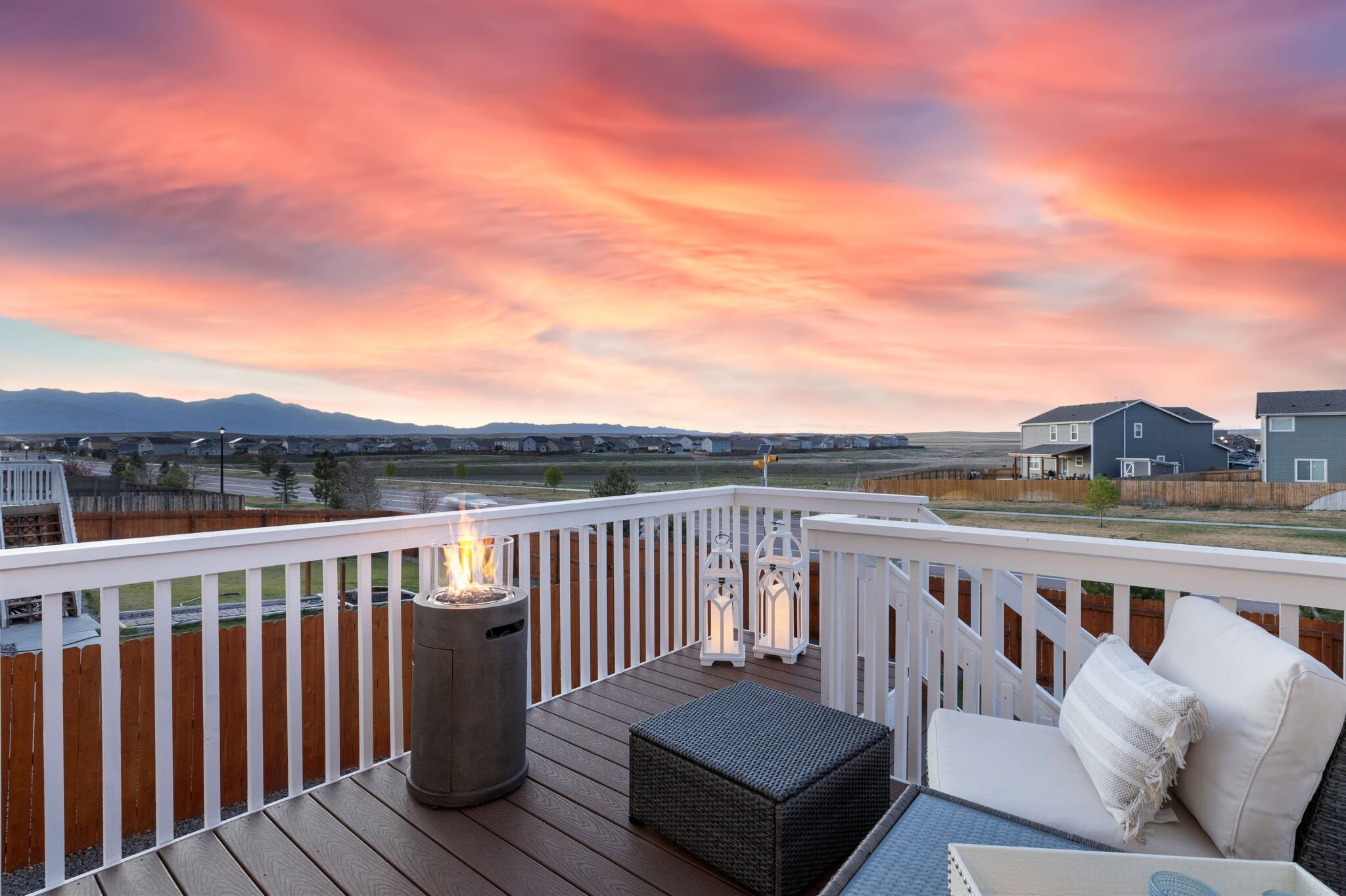 Building Photo - 10850 Matta Dr