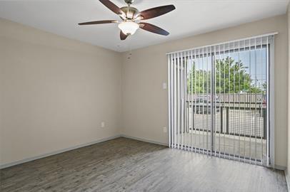 Building Photo - 1500 N Carroll Ave