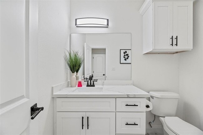 Building Photo - 8636 Scott St