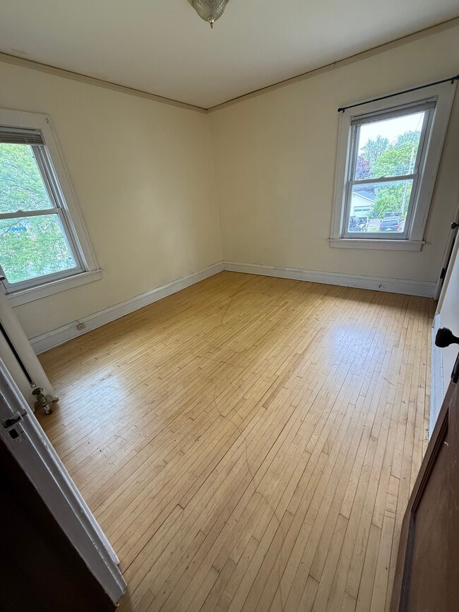 bedroom - 1530 Grand Ave