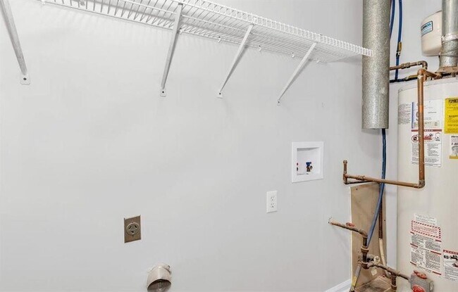 Building Photo - 1491 Pinyon Pl