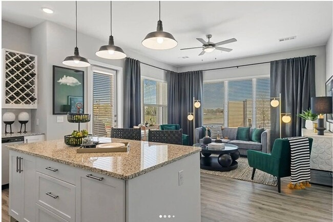 Building Photo - 8200 Glenn Day Dr