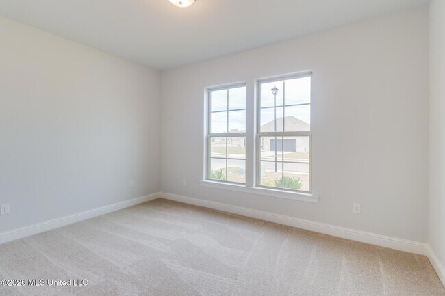 Building Photo - 15234 High Point Dr