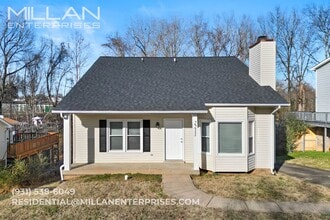 Building Photo - Comfortable Living with Open Floor Plan, Fireplace and Basement in Sango Neighborhood