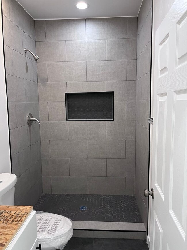 Building Photo - 5215-5217 Catoctin Drive