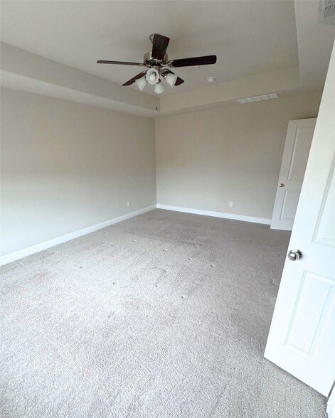Building Photo - 3641 Harebell Dr
