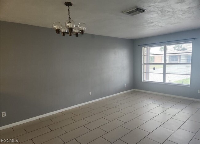 Building Photo - 1604 Ridgecrest St