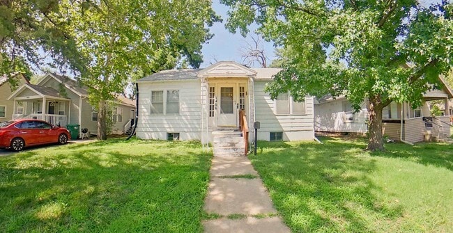 Primary Photo - Hardwood Floors + Pet Friendly + Off-Stree...