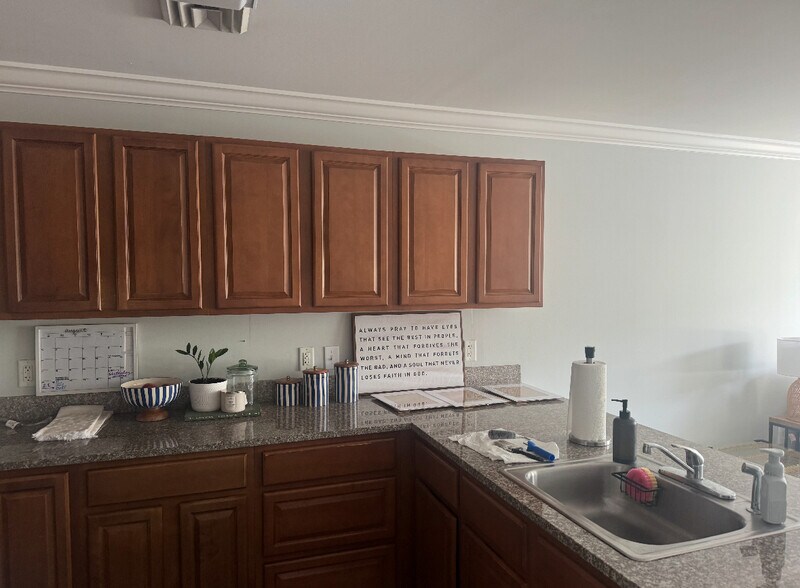 Building Photo - 2008 Millennium Pl