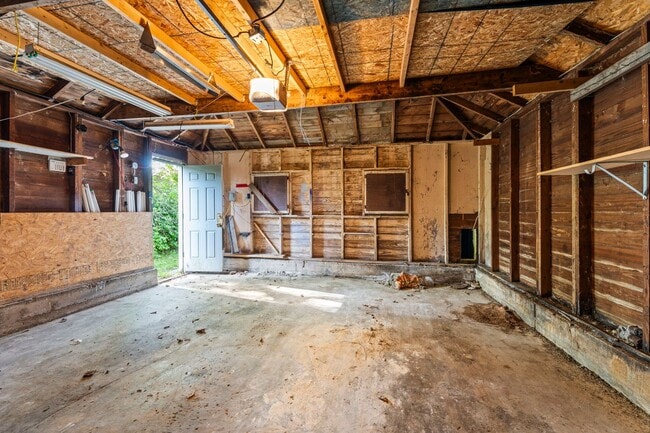 Building Photo - Charming 2 beds 2 Bath in Dayton!