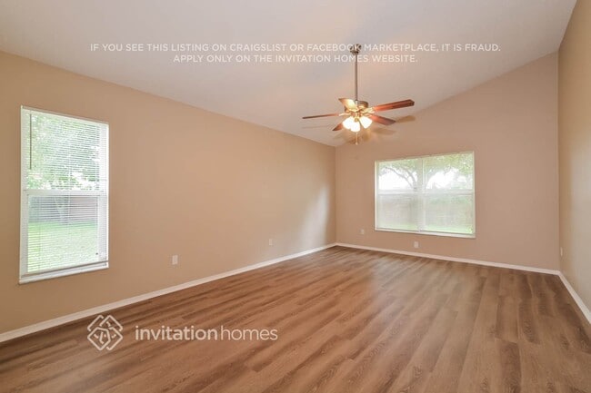 Building Photo - 802 Kamchatka Ct