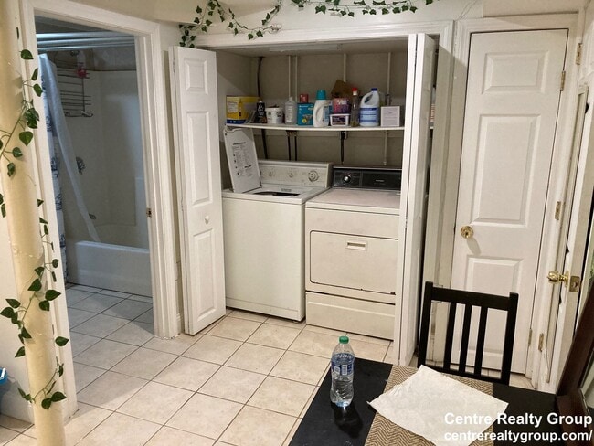 Building Photo - Amazing value two bedroom in Brookline