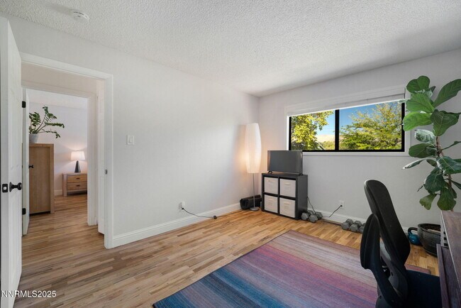 Building Photo - 1175 Akard Dr