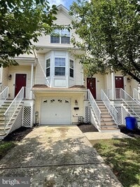 Building Photo - 204 Jones St