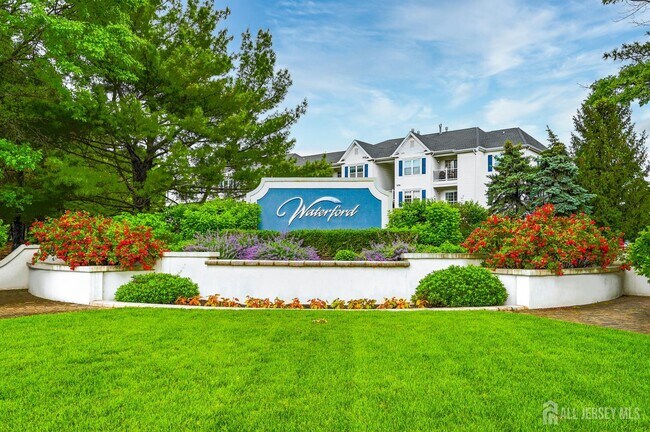 Primary Photo - 1331 Waterford Dr