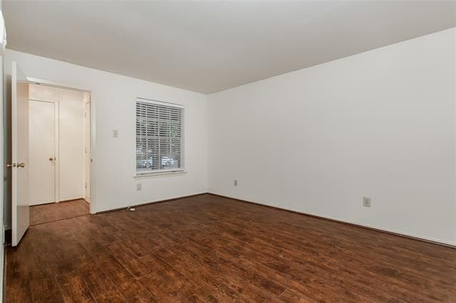 Building Photo - 7544 Brentcove Cir