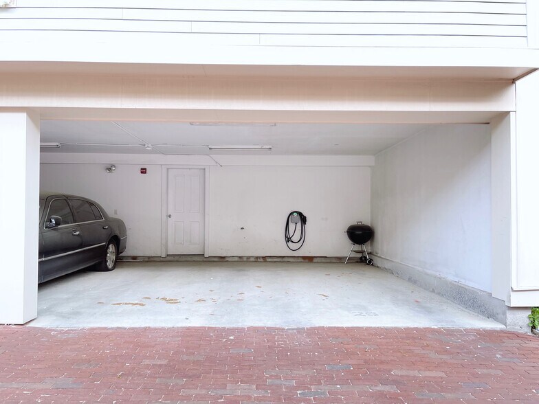 Building Photo - 19 Tremont St